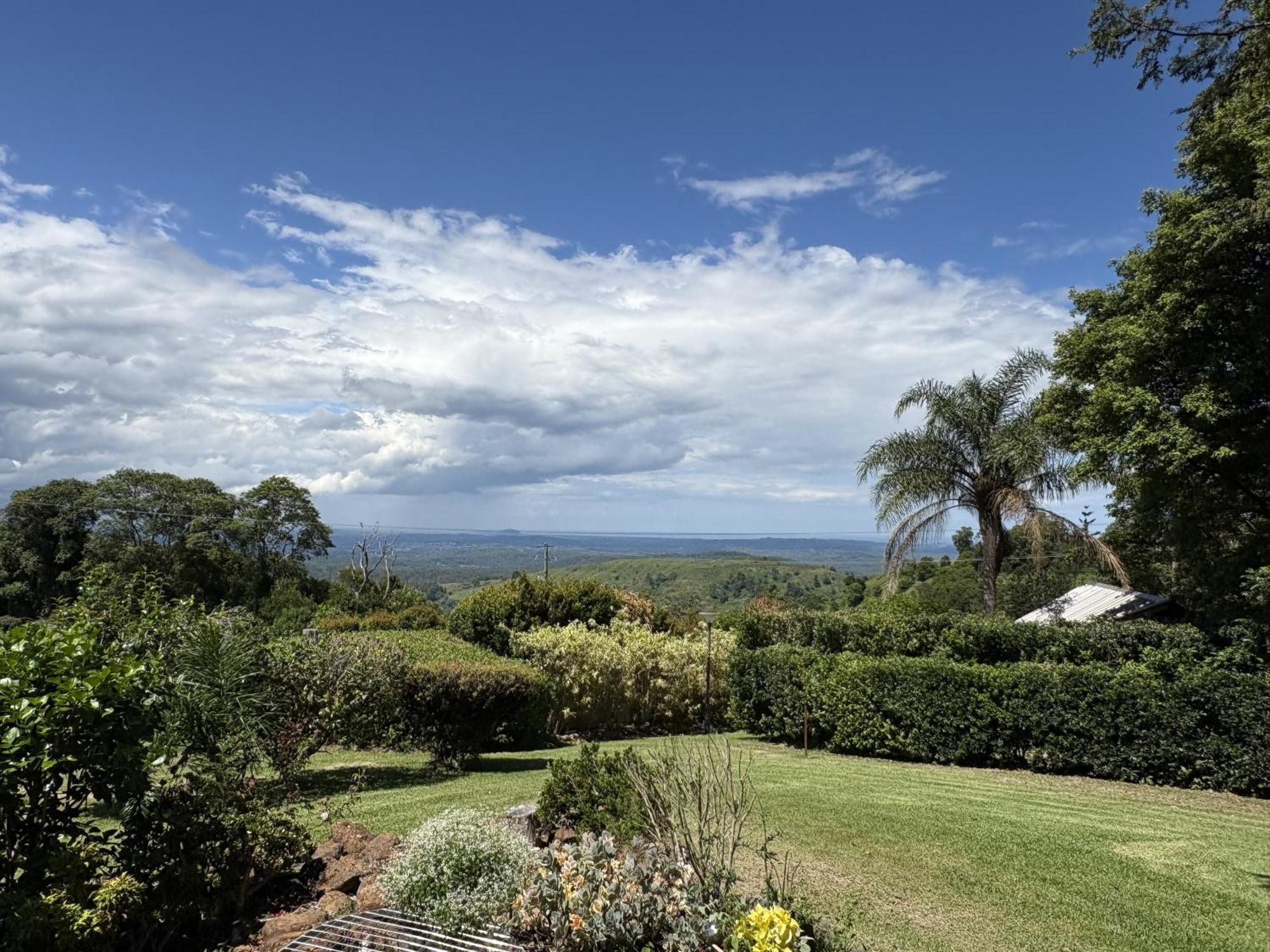Maleny Terrace Cottages Exterior photo