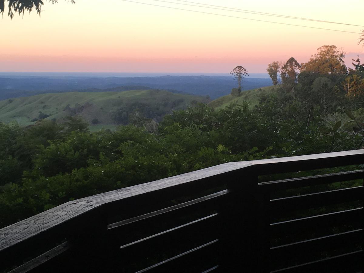 Maleny Terrace Cottages Exterior photo